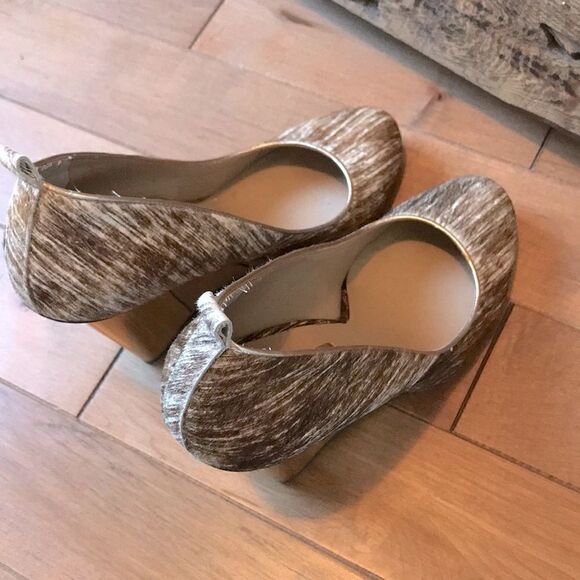 ✨ BCBGMAXAZRIA Smooth-haired heels ✨ - Picture 5 of 10